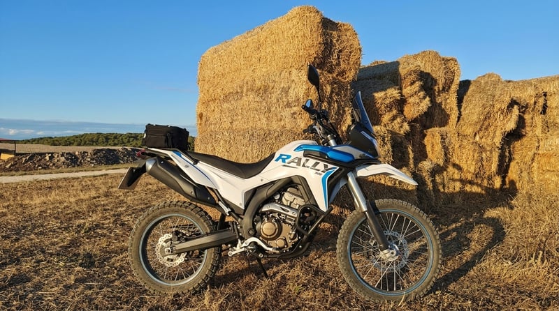 VOGE 300 RALLY