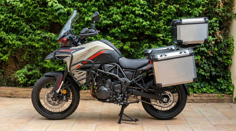 Benelli TRK 702x