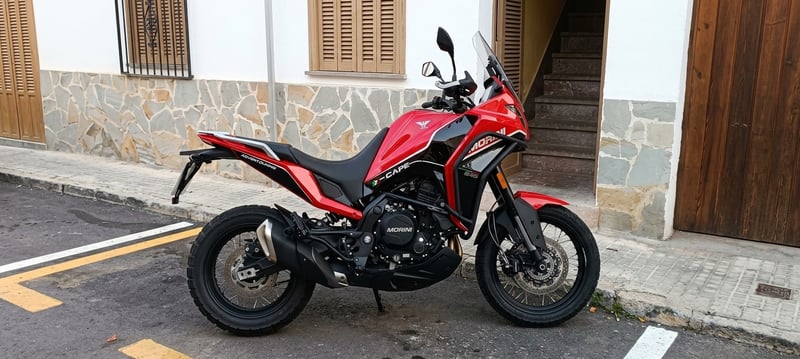 Moto Morini XCAPE