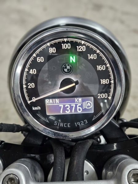 BMW R18 First Edition