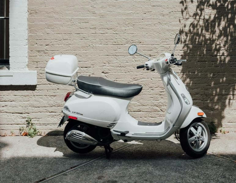 Piaggio-Vespa VESPA 124 (M3)