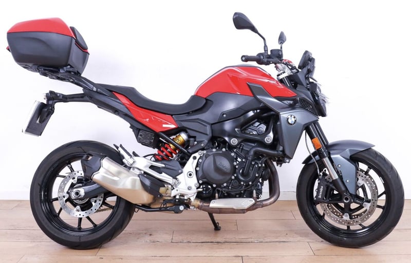 BMW F 900 R