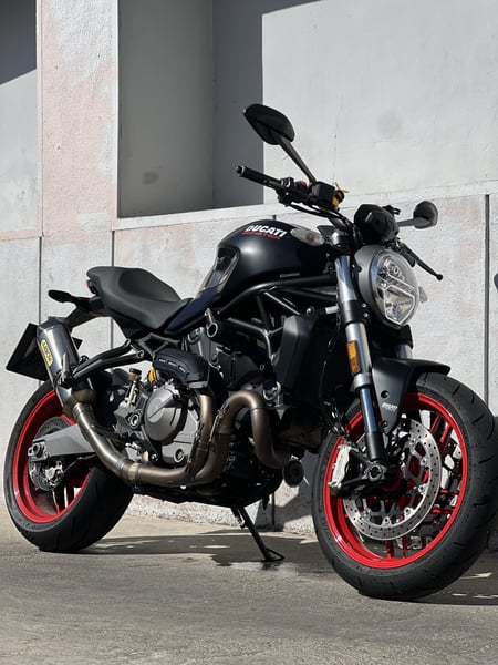 Ducati MONSTER 821 DARK ABS 