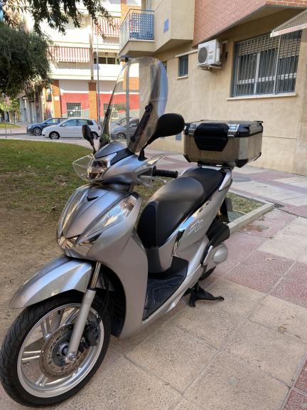 Honda SCOOPY SH 300I ABS