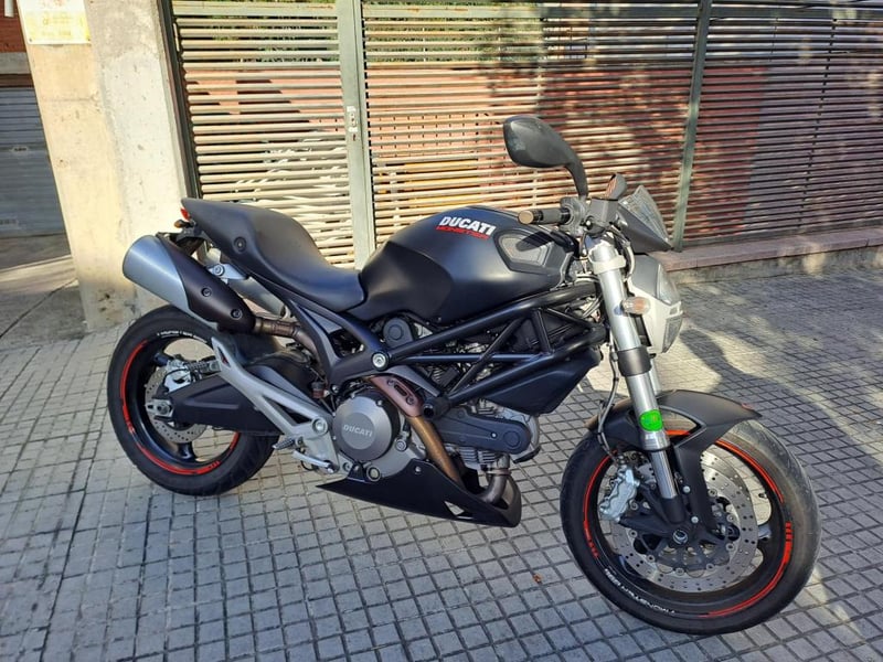 Ducati 696 MONSTER ABS 