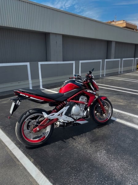 Kawasaki ER-6 N