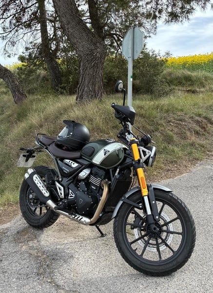 Triumph SCRAMBLER 400