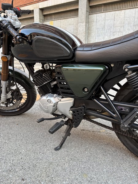 Hanway RAW 125 CAFE RACER 