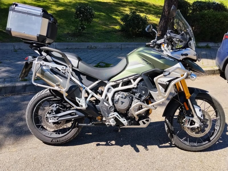 Triumph TIGER 900