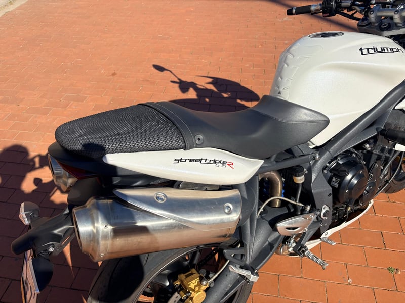 Triumph STREET TRIPLE 675 R