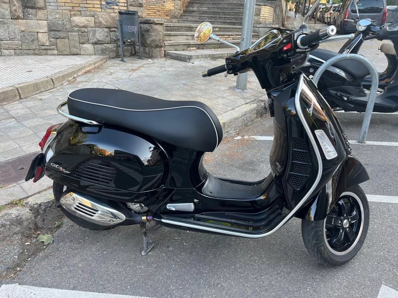 Vespa SUPERSPORT 300