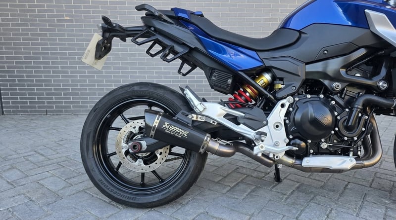 BMW F 900 R