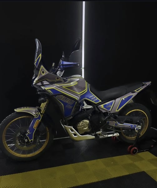 VOGE  800 rally