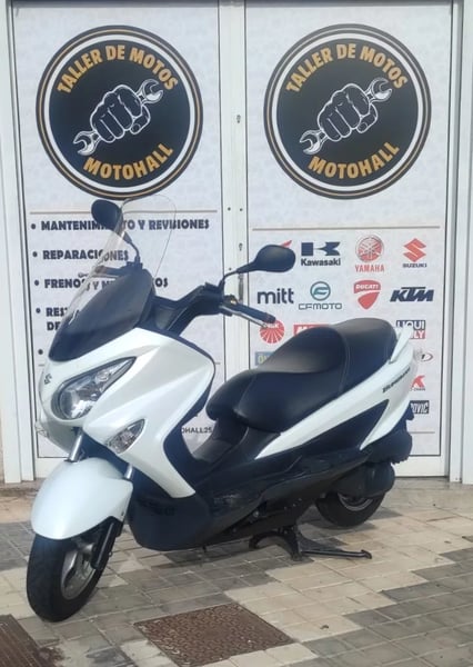 Suzuki BURGMAN 125