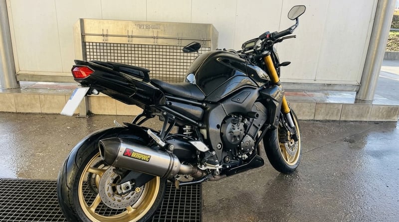 Yamaha FZ8 N