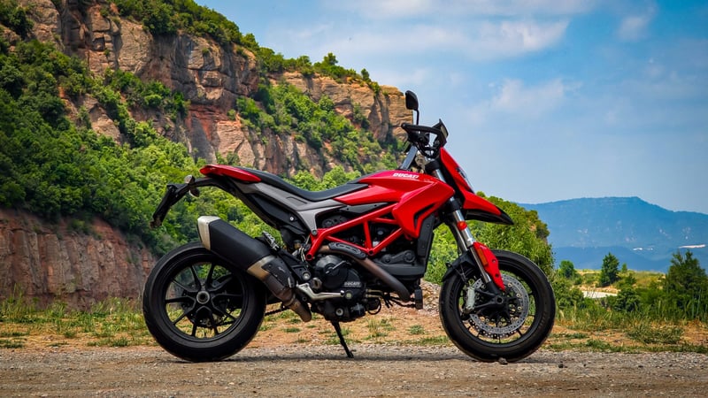 Ducati 950 HYPERMOTARD