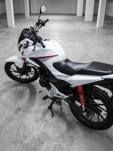 Honda CB 125 F