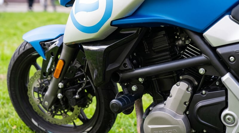 CF MOTO CF 650 NK 