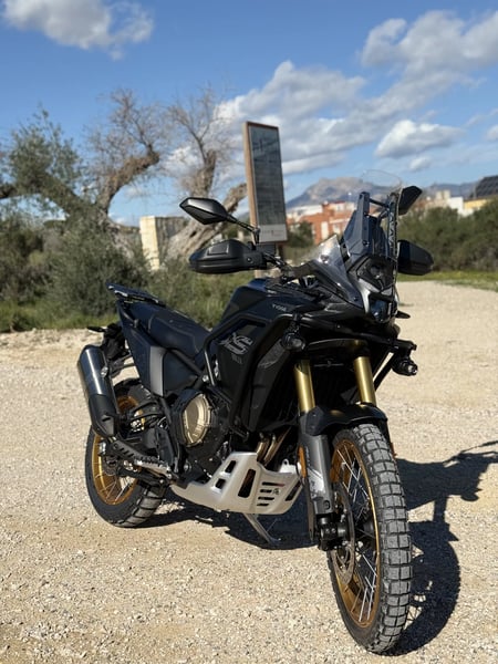 VOGE  800 rally