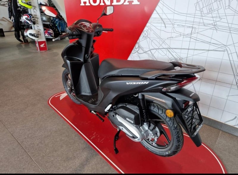 Honda VISION 110 16 PULGADAS