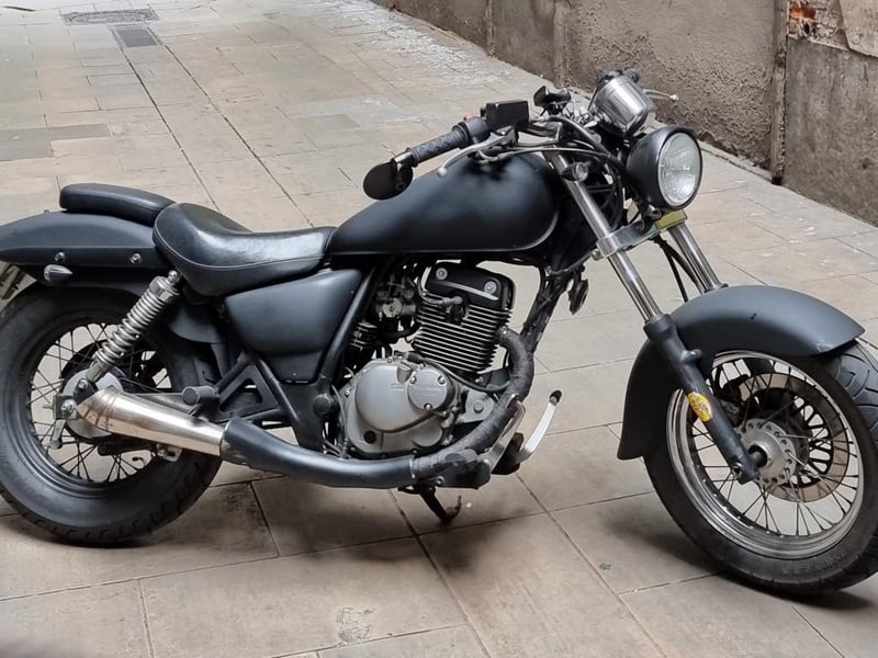 Suzuki MARAUDER 125 GZ