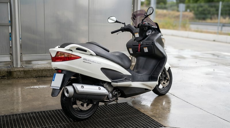Suzuki BURGMAN 200