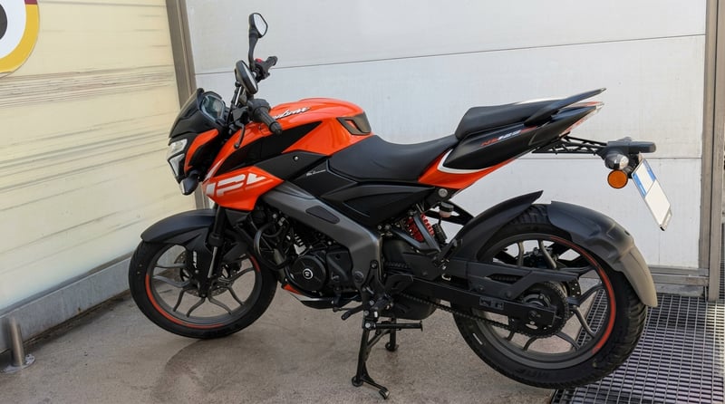 Bajaj CLASSIC 125