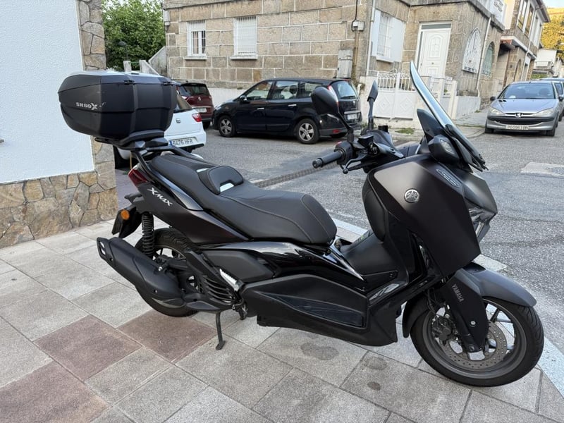 Yamaha X-MAX 125