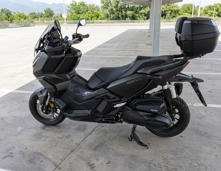 Honda ADV 350