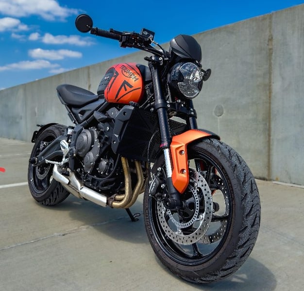 Triumph TRIDENT 660