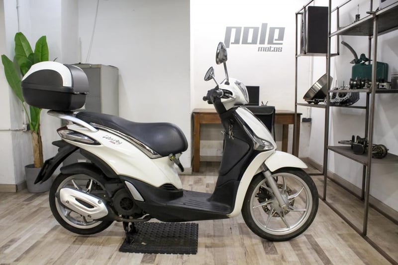 Piaggio-Vespa LIBERTY 125 I-GET ABS