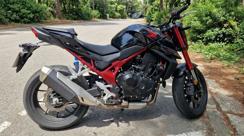 Honda CB 750 Hornet