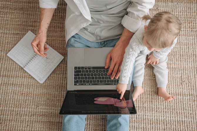 The Effects of Screen Time on Kids’ Eyes