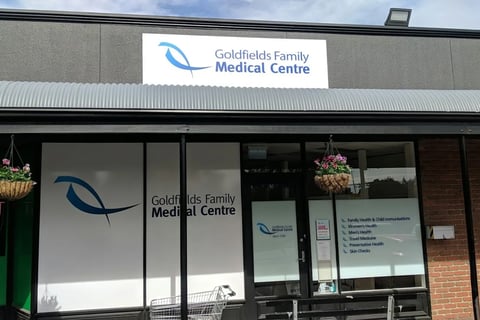 Image of Goldfields Family Medical Centre entrance with the Lifelong symbol in a window.