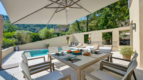 Villa Les Terrasses de la Bresque, Rental in Provence