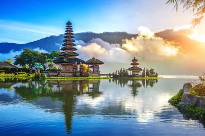 Fascinating Asia: the discovery of an extraordinary continent