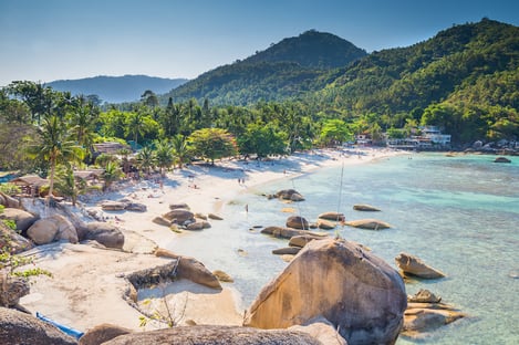 3) Des plages de carte postale