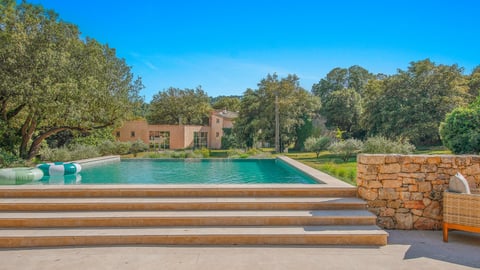 Villa Domaine de la La Thymée, Location à Provence