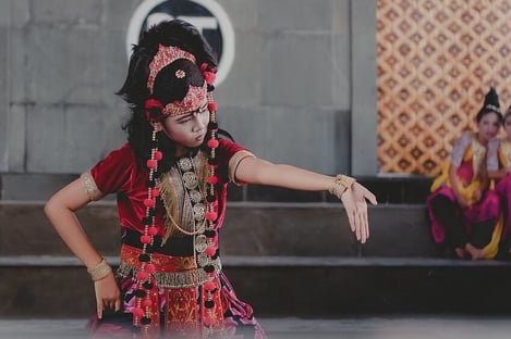 Ambon and Kai: a collection of wonders