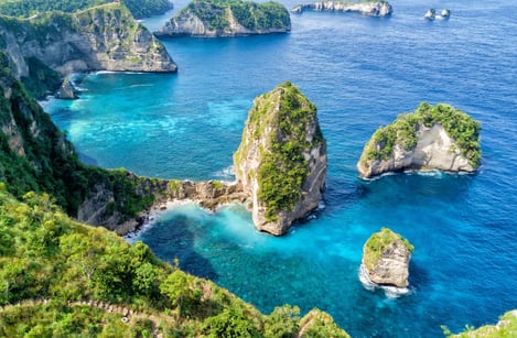 Luxury Stays in Bali: Beaches, Rice Paddies and Private Villas 