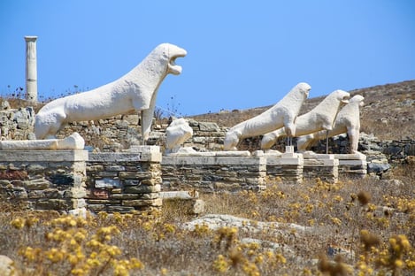 Delos, a holy island