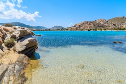 Kolymbithres: zoom on the most famous beach of Paros