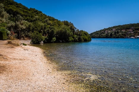 Se prélasser au soleil sur les plages de Kéa