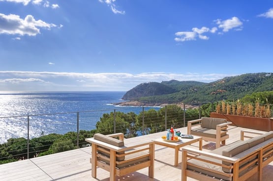 Villa rentals in Tamariu