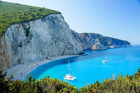 Discover the most beautiful sandy beaches of Lefkada