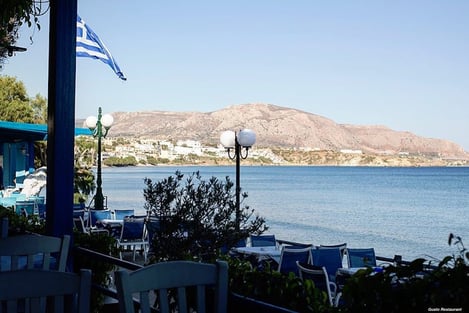 ​Gusto: Incredible food with a view in Makrygialo