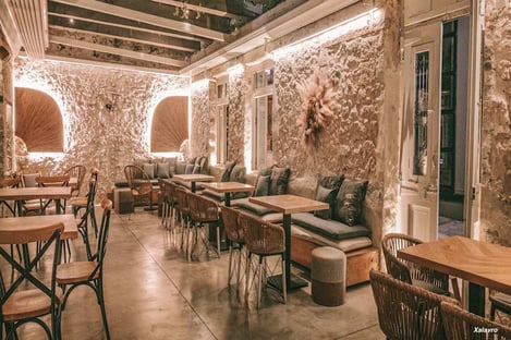 15. Savourez un cocktail dans une ambiance animée