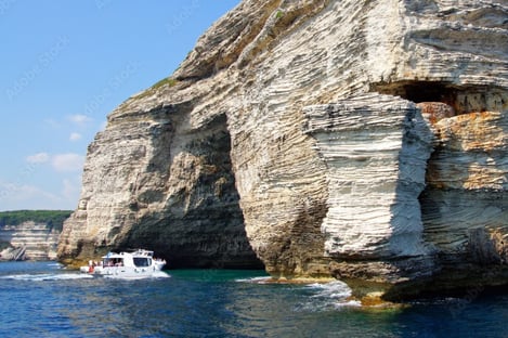 Envolez-vous vers Bonifacio en Corse
