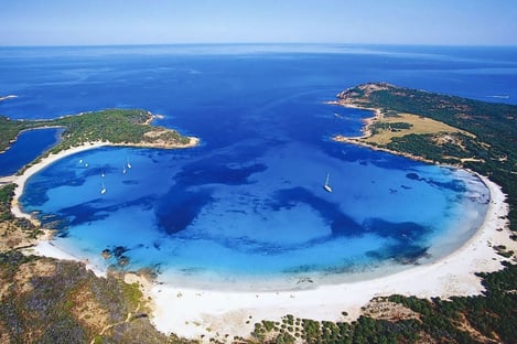 Envolez-vous vers Bonifacio en Corse