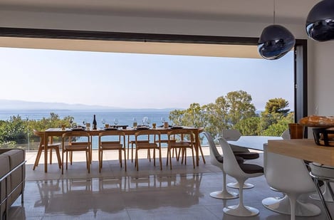 How many days do you need in Corsica? Spend 2 weeks in 2 villas